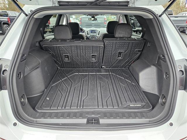 used 2023 Chevrolet Equinox car, priced at $25,991