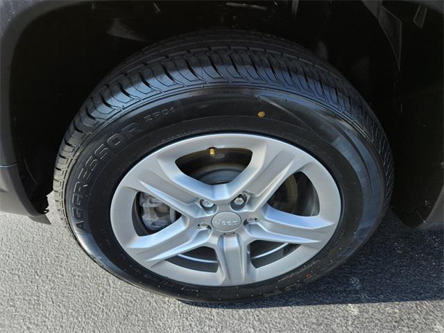 used 2023 Jeep Compass car, priced at $23,991