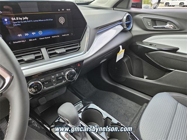 new 2025 Chevrolet Trax car, priced at $25,385