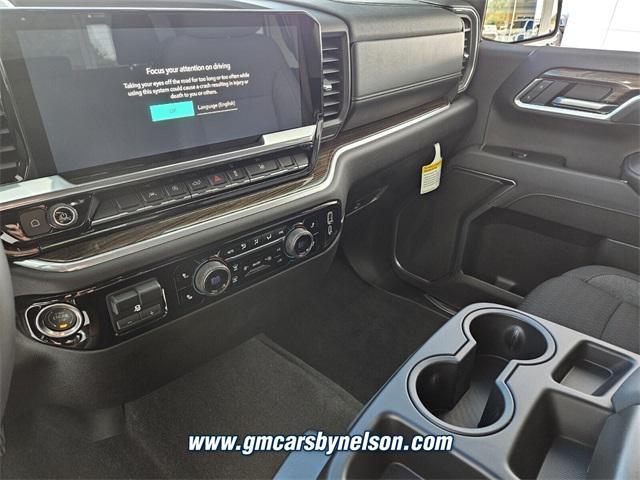 new 2025 Chevrolet Silverado 1500 car, priced at $55,995