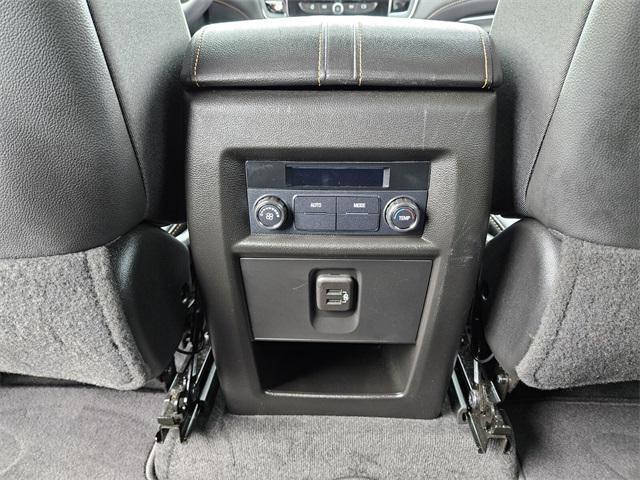 used 2020 Chevrolet Traverse car, priced at $30,991