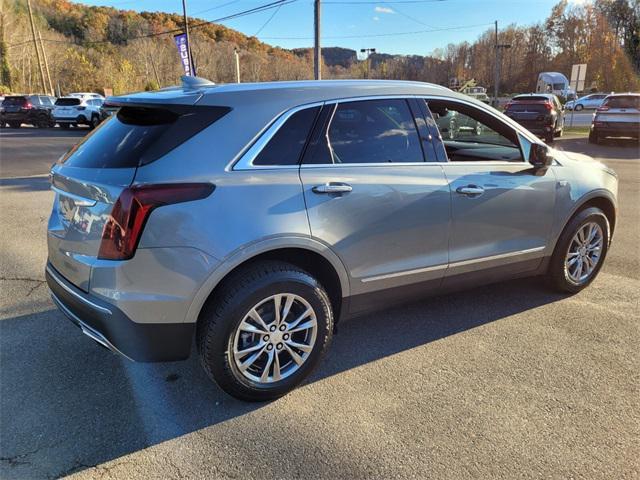 used 2023 Cadillac XT5 car, priced at $35,991