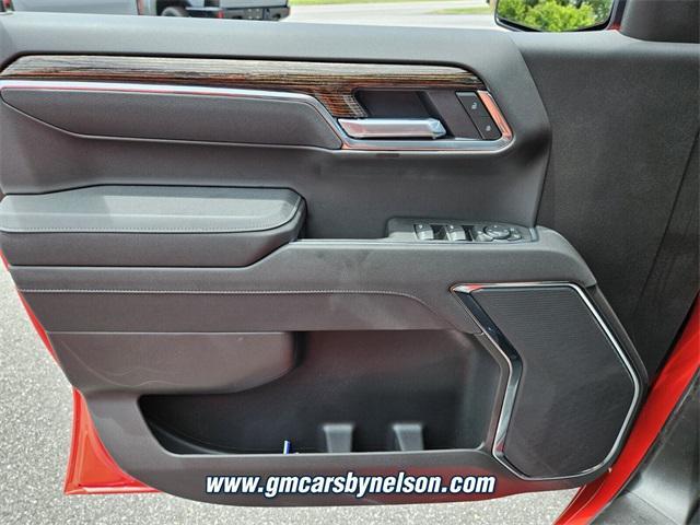 new 2025 GMC Sierra 1500 car, priced at $57,590