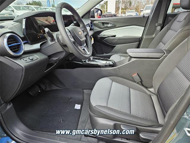 new 2025 Chevrolet Trax car, priced at $25,260