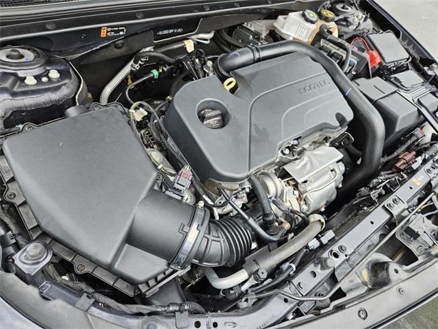 used 2023 Chevrolet Malibu car, priced at $20,991