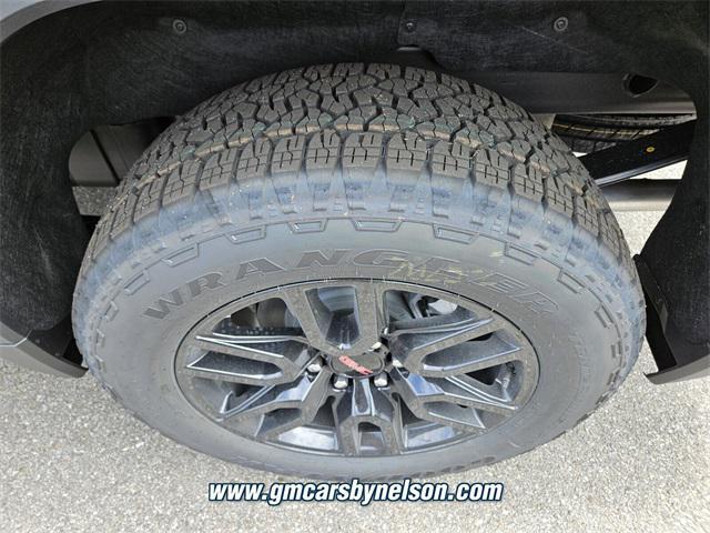 new 2025 GMC Sierra 1500 car, priced at $66,860