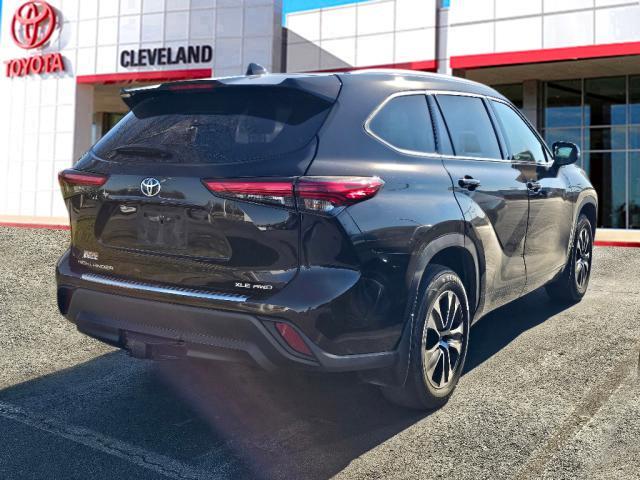 used 2020 Toyota Highlander car, priced at $28,991