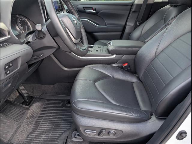 used 2023 Toyota Highlander car, priced at $43,592