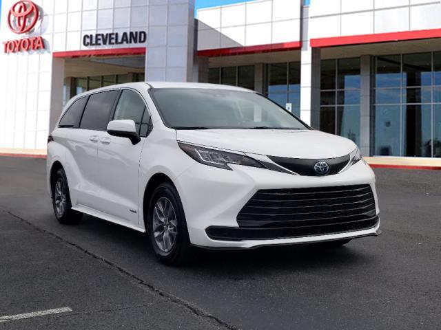 used 2021 Toyota Sienna car, priced at $34,992