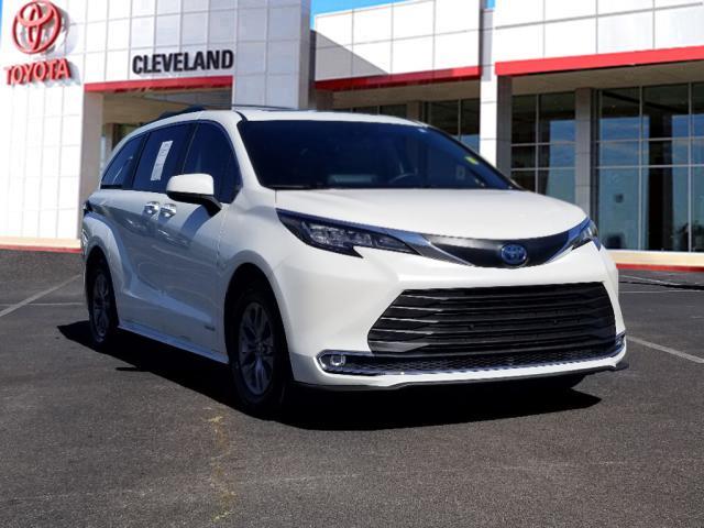 used 2021 Toyota Sienna car, priced at $35,993