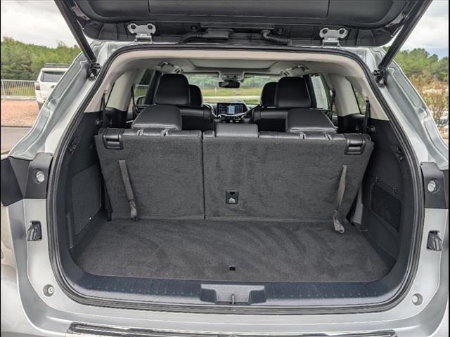 used 2021 Toyota Highlander car, priced at $32,994