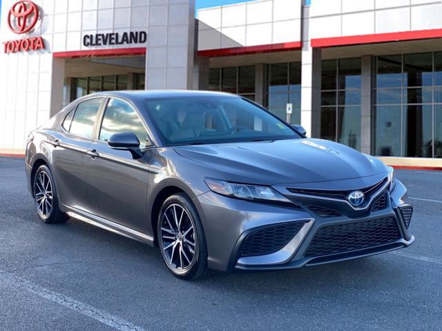 used 2024 Toyota Camry Hybrid car, priced at $32,992