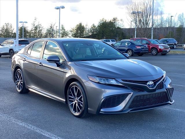 used 2024 Toyota Camry Hybrid car, priced at $33,991