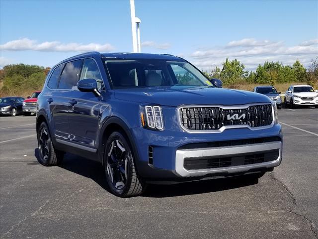 used 2023 Kia Telluride car, priced at $37,991