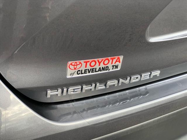 used 2023 Toyota Highlander car, priced at $34,992