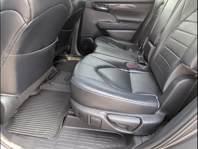 used 2022 Toyota Highlander car, priced at $36,993