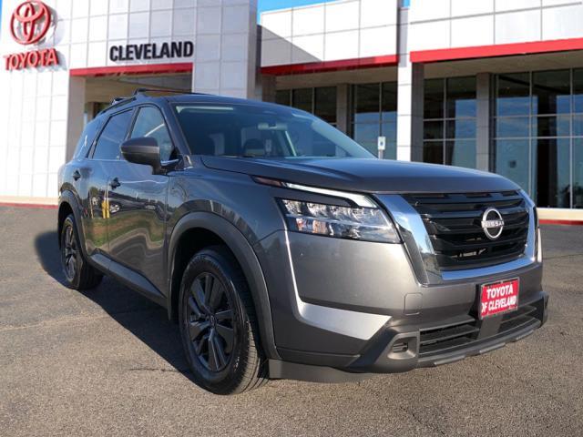 used 2022 Nissan Pathfinder car, priced at $29,992