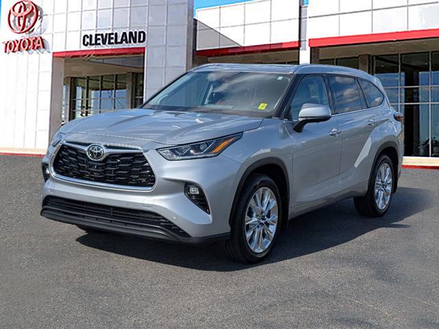 used 2024 Toyota Highlander car, priced at $48,991