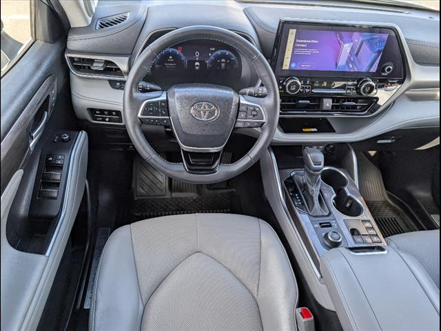 used 2024 Toyota Highlander car, priced at $48,991