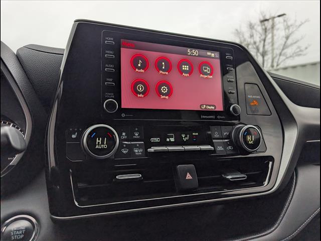 used 2022 Toyota Highlander car, priced at $38,992