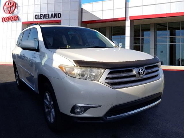 used 2012 Toyota Highlander car, priced at $11,991