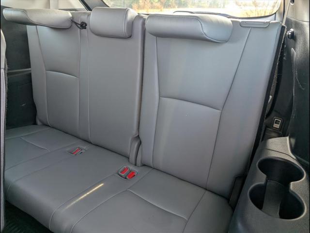 used 2023 Toyota Highlander car, priced at $40,991