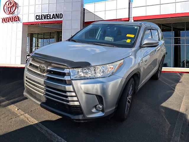 used 2018 Toyota Highlander car, priced at $24,991