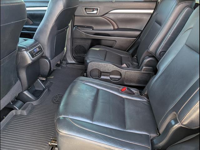 used 2018 Toyota Highlander car, priced at $20,993