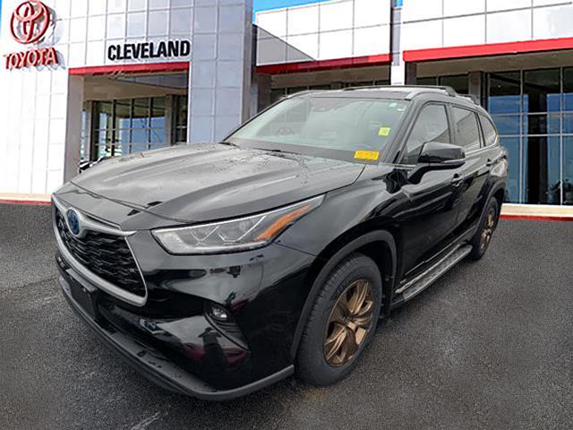 used 2023 Toyota Highlander Hybrid car, priced at $46,991