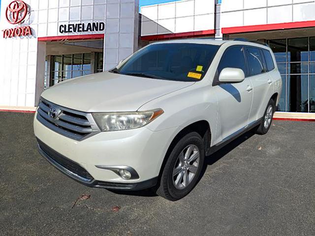 used 2011 Toyota Highlander car, priced at $10,991