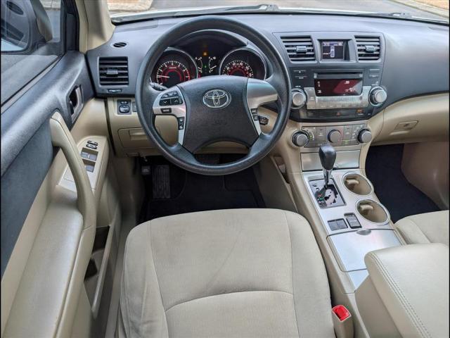 used 2011 Toyota Highlander car, priced at $7,994