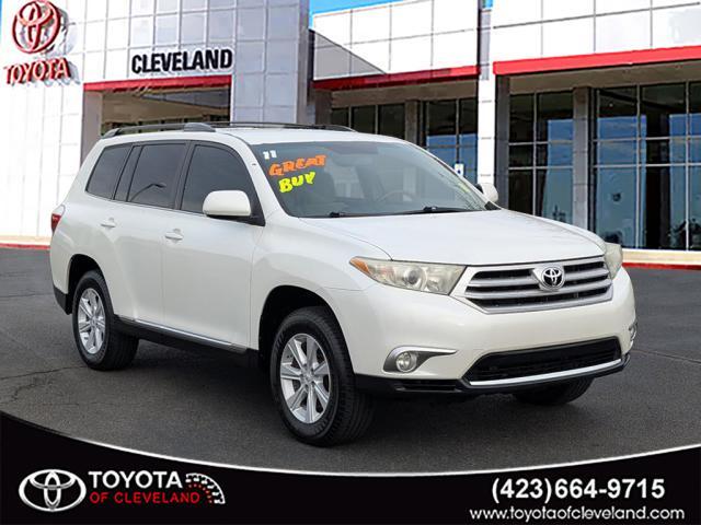 used 2011 Toyota Highlander car, priced at $7,994