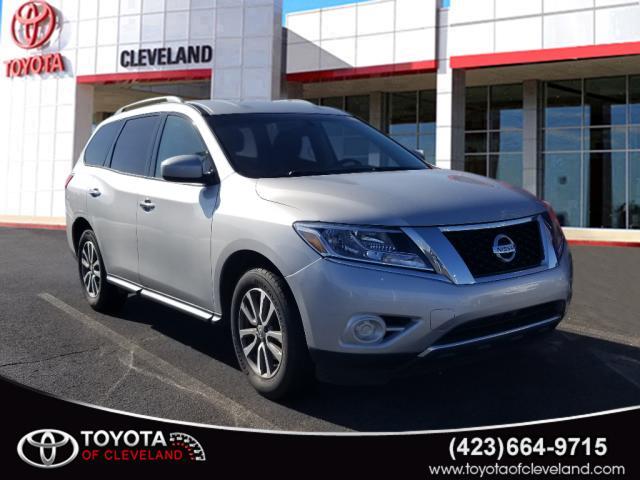 used 2015 Nissan Pathfinder car, priced at $9,991