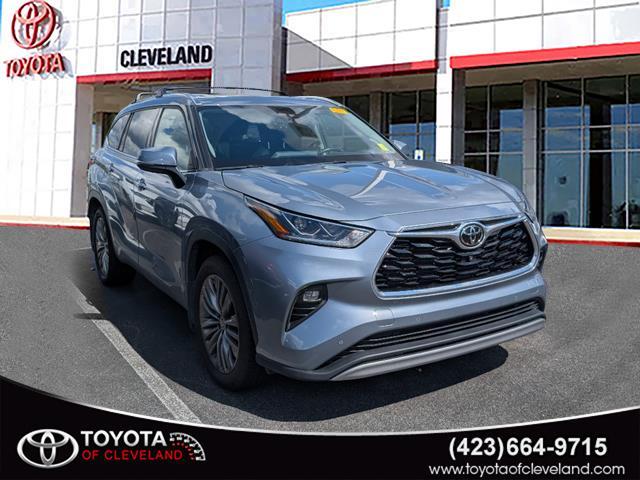 used 2021 Toyota Highlander car, priced at $42,991