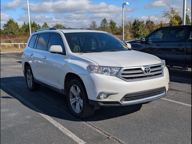 used 2013 Toyota Highlander car, priced at $12,991