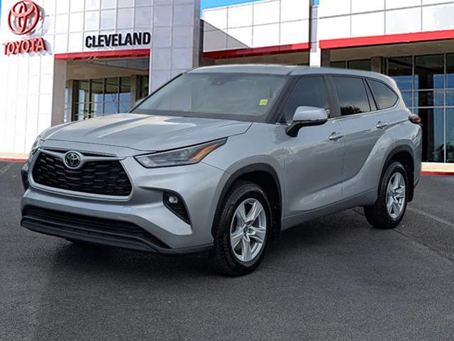 used 2024 Toyota Highlander car, priced at $37,994