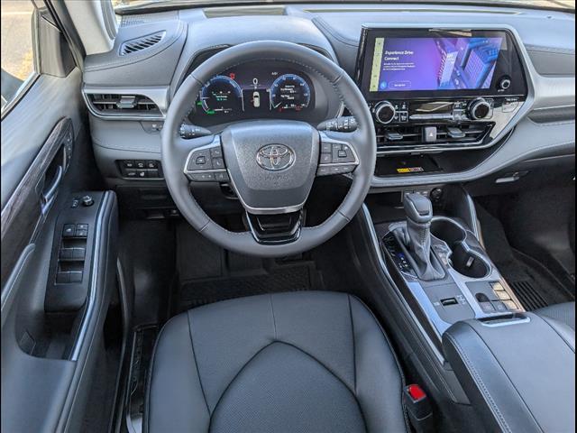 new 2025 Toyota Highlander Hybrid car, priced at $58,317