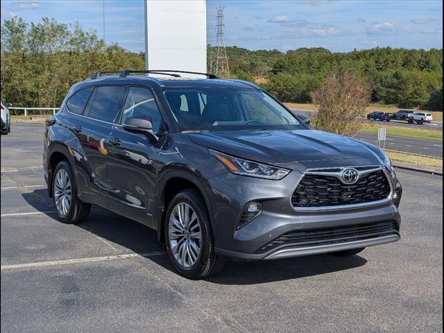 new 2025 Toyota Highlander Hybrid car, priced at $58,317