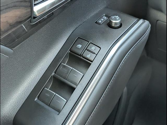 new 2025 Toyota Highlander Hybrid car, priced at $58,317