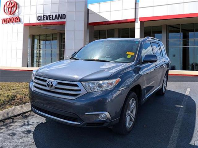 used 2012 Toyota Highlander car, priced at $12,592