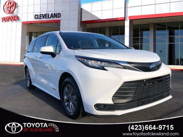 used 2021 Toyota Sienna car, priced at $29,993