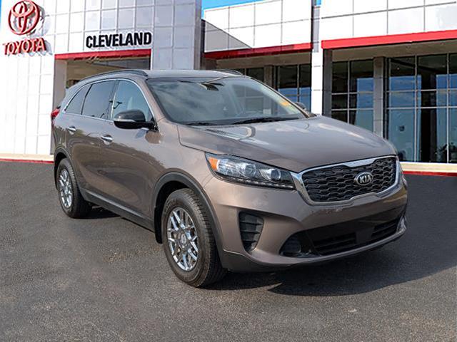 used 2020 Kia Sorento car, priced at $24,991