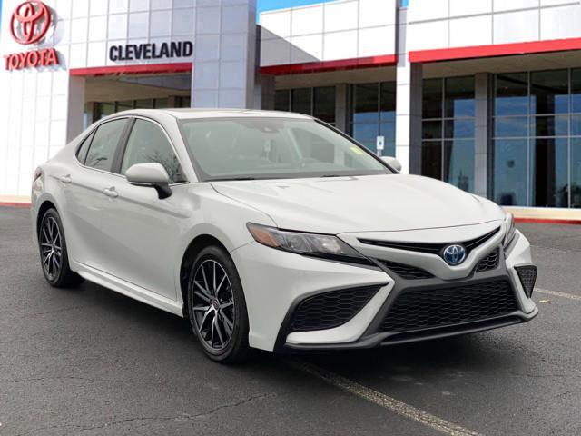 used 2024 Toyota Camry Hybrid car, priced at $30,993