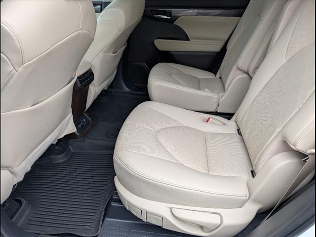 used 2021 Toyota Highlander car, priced at $41,991