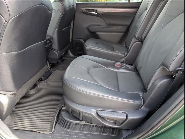 used 2023 Toyota Highlander Hybrid car, priced at $54,991