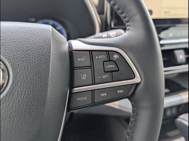 used 2024 Toyota Highlander car, priced at $49,991