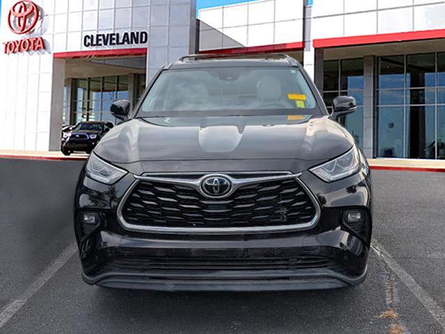 used 2021 Toyota Highlander car, priced at $37,991