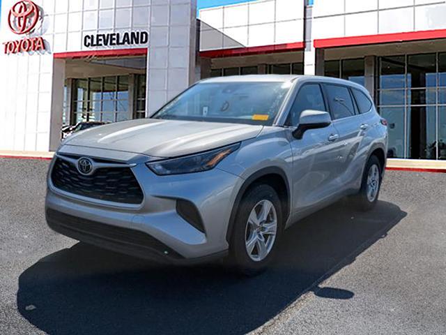 used 2023 Toyota Highlander car, priced at $35,991