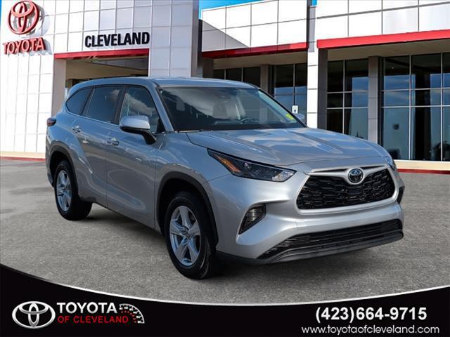 used 2023 Toyota Highlander car, priced at $35,991