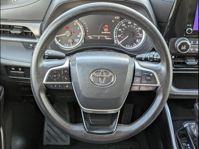 used 2023 Toyota Highlander car, priced at $34,993